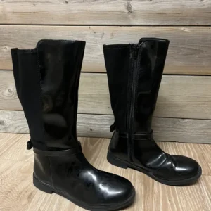 Children's Place black rain boots, size 3